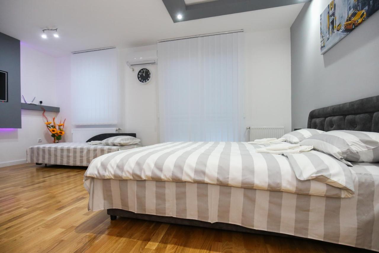 Manirosi 3 Apartman スボティツァ エクステリア 写真
